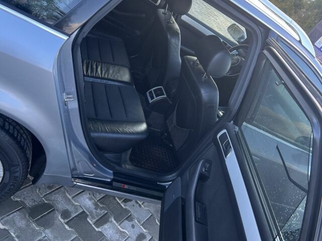 Серый Ауди А6, объемом двигателя 2.5 л и пробегом 250 тыс. км за 4400 $, фото 7 на Automoto.ua