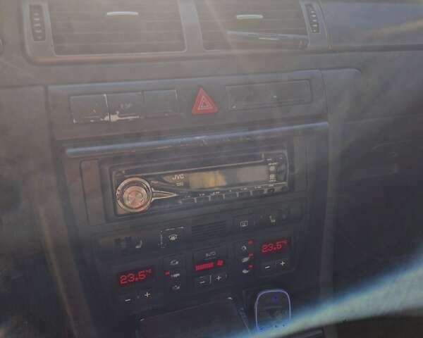 Сірий Ауді А6, об'ємом двигуна 2.5 л та пробігом 381 тис. км за 4800 $, фото 18 на Automoto.ua