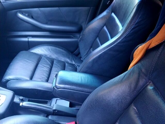 Серый Ауди А6, объемом двигателя 2.5 л и пробегом 373 тыс. км за 6100 $, фото 2 на Automoto.ua