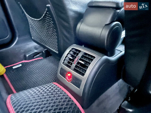 Серый Ауди А6, объемом двигателя 2.5 л и пробегом 227 тыс. км за 5200 $, фото 31 на Automoto.ua