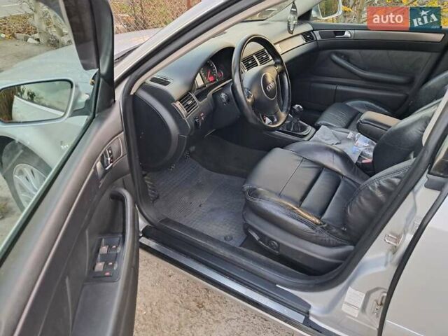 Ауді А6 2004 у Ямпіль на Automoto.ua Сірий Ауді А6, об'ємом двигуна 2.5 л та пробігом 305 тис. км за 4600 $, фото 4 на Automoto.ua