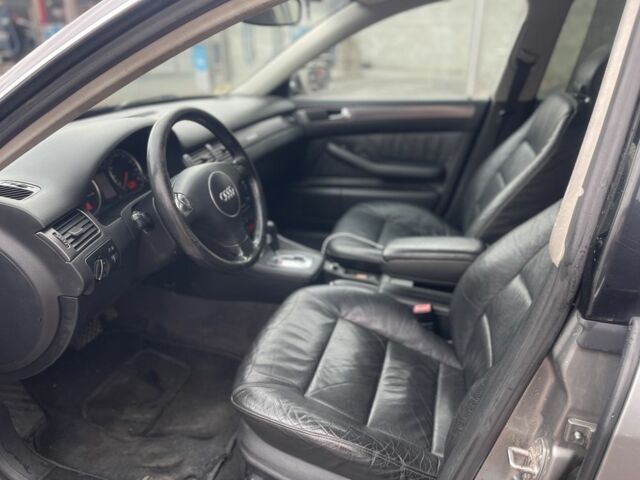 Сірий Ауді А6, об'ємом двигуна 2.5 л та пробігом 310 тис. км за 4380 $, фото 7 на Automoto.ua