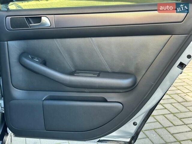 Серый Ауди А6, объемом двигателя 2.5 л и пробегом 296 тыс. км за 5990 $, фото 18 на Automoto.ua