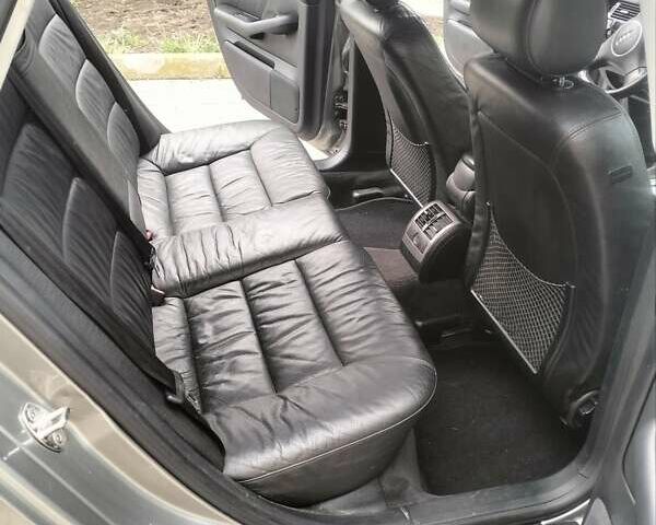 Сірий Ауді А6, об'ємом двигуна 2.5 л та пробігом 320 тис. км за 3800 $, фото 1 на Automoto.ua