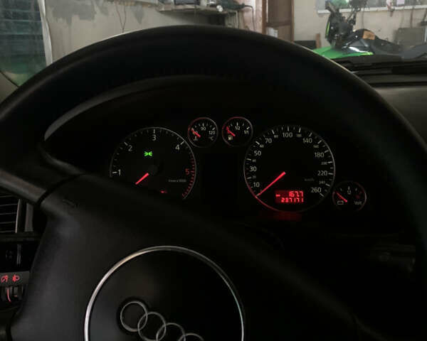 Сірий Ауді А6, об'ємом двигуна 2.5 л та пробігом 240 тис. км за 5999 $, фото 6 на Automoto.ua