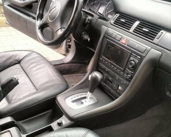 Сірий Ауді А6, об'ємом двигуна 2.5 л та пробігом 320 тис. км за 3800 $, фото 3 на Automoto.ua