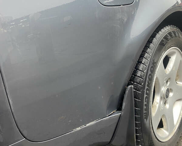 Серый Ауди А6, объемом двигателя 2.5 л и пробегом 356 тыс. км за 3600 $, фото 5 на Automoto.ua