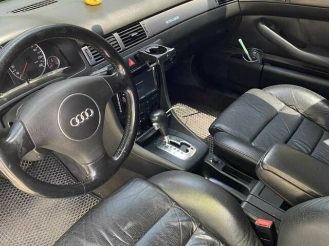 Серый Ауди А6, объемом двигателя 2.5 л и пробегом 380 тыс. км за 3900 $, фото 5 на Automoto.ua