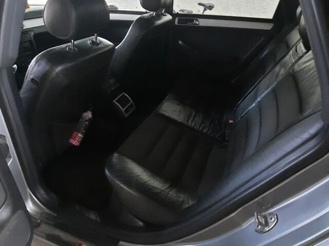 Серый Ауди А6, объемом двигателя 2.5 л и пробегом 250 тыс. км за 4000 $, фото 14 на Automoto.ua