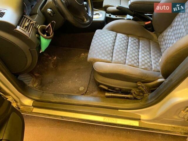 Серый Ауди А6, объемом двигателя 2.5 л и пробегом 230 тыс. км за 5500 $, фото 1 на Automoto.ua