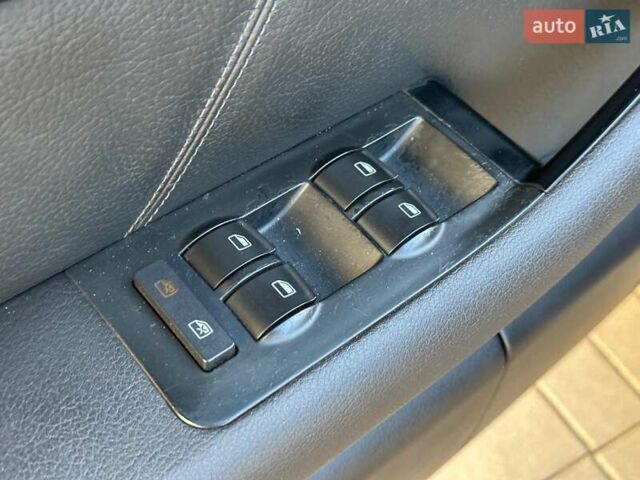 Серый Ауди А6, объемом двигателя 2.5 л и пробегом 296 тыс. км за 5990 $, фото 10 на Automoto.ua