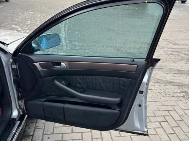 Сірий Ауді А6, об'ємом двигуна 2.5 л та пробігом 319 тис. км за 3850 $, фото 9 на Automoto.ua