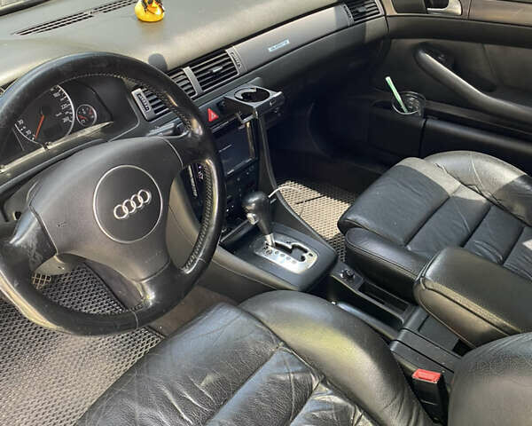 Ауди А6 2004 в Киеве на Automoto.ua Серый Ауди А6, объемом двигателя 2.5 л и пробегом 380 тыс. км за 3900 $, фото 5 на Automoto.ua