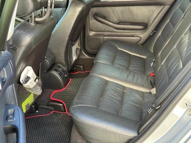 Серый Ауди А6, объемом двигателя 2.5 л и пробегом 296 тыс. км за 5990 $, фото 14 на Automoto.ua