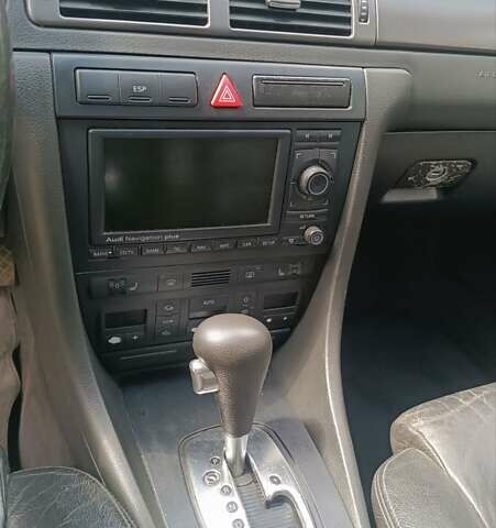 Серый Ауди А6, объемом двигателя 2.5 л и пробегом 348 тыс. км за 4000 $, фото 7 на Automoto.ua