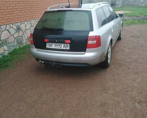 Ауди А6 2004 в Сарнах на Automoto.ua Серый Ауди А6, объемом двигателя 2.5 л и пробегом 309 тыс. км за 5200 $, фото 1 на Automoto.ua