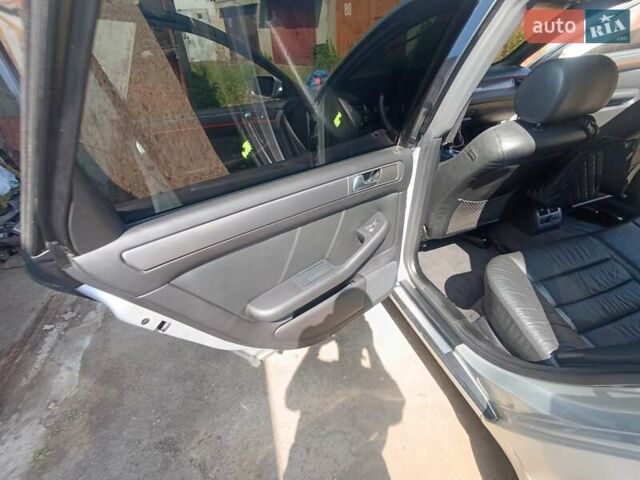 Ауді А6 2004 у Чернівцях на Automoto.ua Сірий Ауді А6, об'ємом двигуна 2.5 л та пробігом 390 тис. км за 5500 $, фото 13 на Automoto.ua
