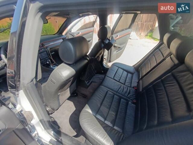 Ауді А6 2004 у Чернівцях на Automoto.ua Сірий Ауді А6, об'ємом двигуна 2.5 л та пробігом 390 тис. км за 5500 $, фото 12 на Automoto.ua