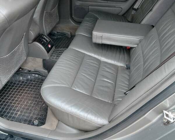 Сірий Ауді А6, об'ємом двигуна 2.5 л та пробігом 440 тис. км за 4400 $, фото 9 на Automoto.ua