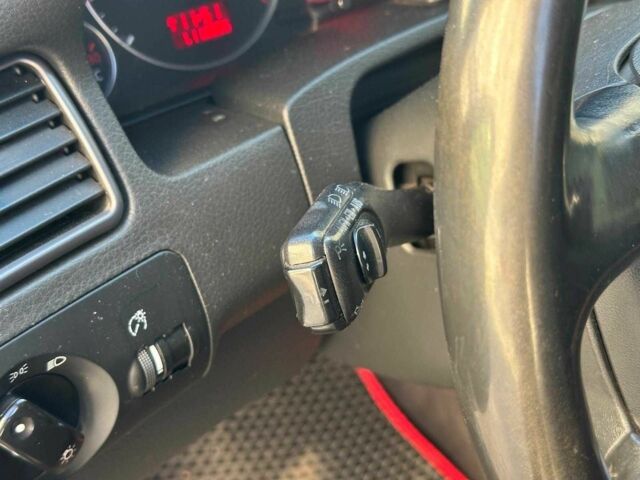 Серый Ауди А6, объемом двигателя 2.5 л и пробегом 296 тыс. км за 5990 $, фото 12 на Automoto.ua