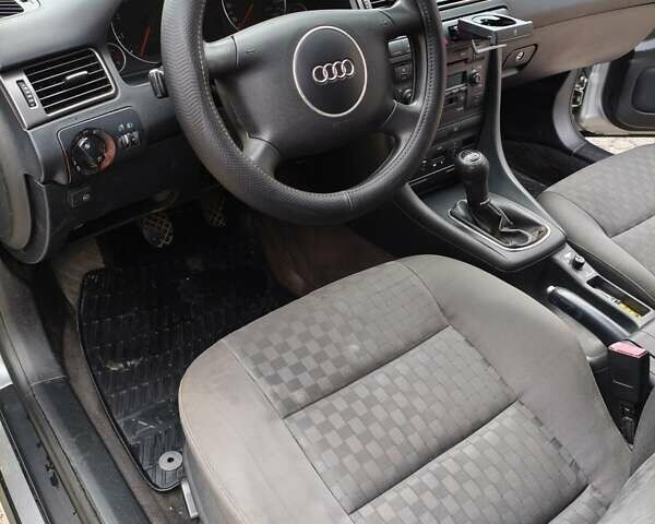 Ауди А6 2004 в Виннице на Automoto.ua Серый Ауди А6, объемом двигателя 1.8 л и пробегом 247 тыс. км за 4350 $, фото 22 на Automoto.ua