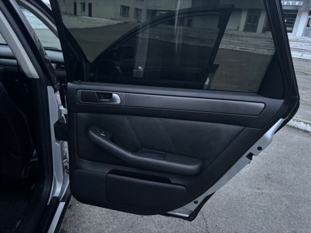 Серый Ауди А6, объемом двигателя 2.5 л и пробегом 385 тыс. км за 5200 $, фото 12 на Automoto.ua