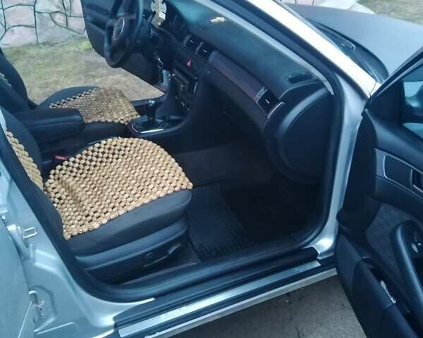 Ауди А6 2004 в Сарнах на Automoto.ua Серый Ауди А6, объемом двигателя 2.5 л и пробегом 309 тыс. км за 5200 $, фото 11 на Automoto.ua