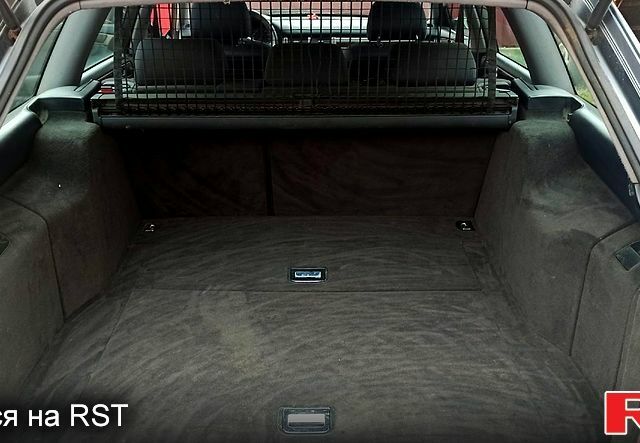 Серый Ауди А6, объемом двигателя 2.5 л и пробегом 250 тыс. км за 3500 $, фото 5 на Automoto.ua