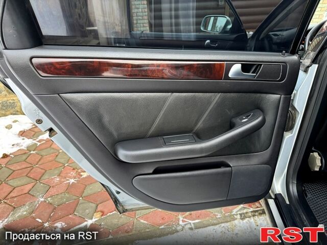 Сірий Ауді А6, об'ємом двигуна 2.5 л та пробігом 260 тис. км за 3499 $, фото 9 на Automoto.ua