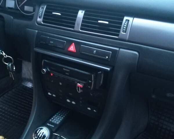 Ауди А6 2004 в Сарнах на Automoto.ua Серый Ауди А6, объемом двигателя 2.5 л и пробегом 309 тыс. км за 5200 $, фото 6 на Automoto.ua