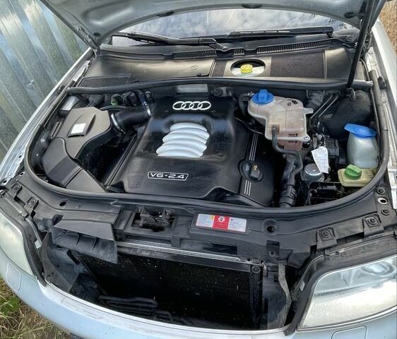 Серый Ауди А6, объемом двигателя 2.4 л и пробегом 260 тыс. км за 3200 $, фото 7 на Automoto.ua