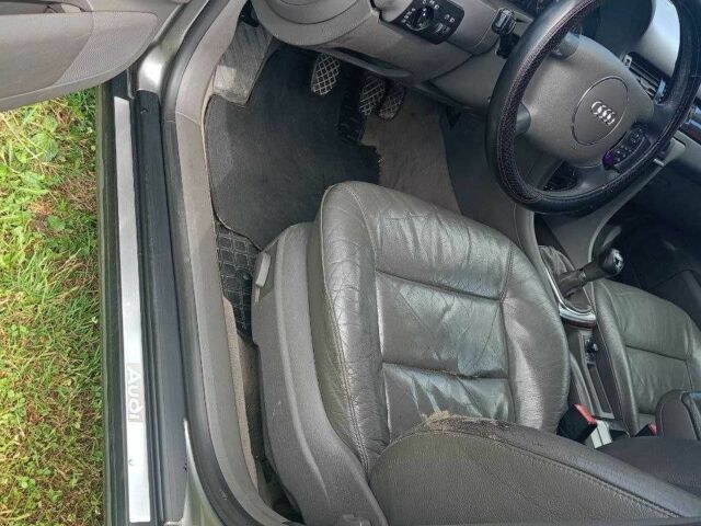 Сірий Ауді А6, об'ємом двигуна 2.5 л та пробігом 420 тис. км за 4100 $, фото 7 на Automoto.ua