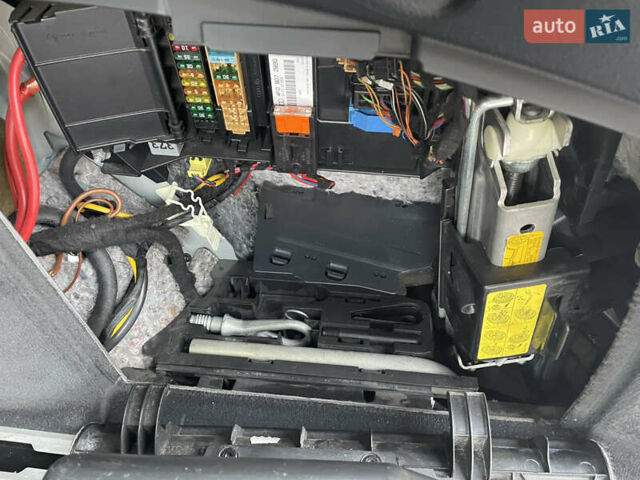 Сірий Ауді А6, об'ємом двигуна 2.7 л та пробігом 304 тис. км за 8200 $, фото 46 на Automoto.ua