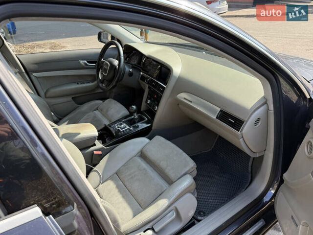 Серый Ауди А6, объемом двигателя 3.2 л и пробегом 262 тыс. км за 6200 $, фото 7 на Automoto.ua