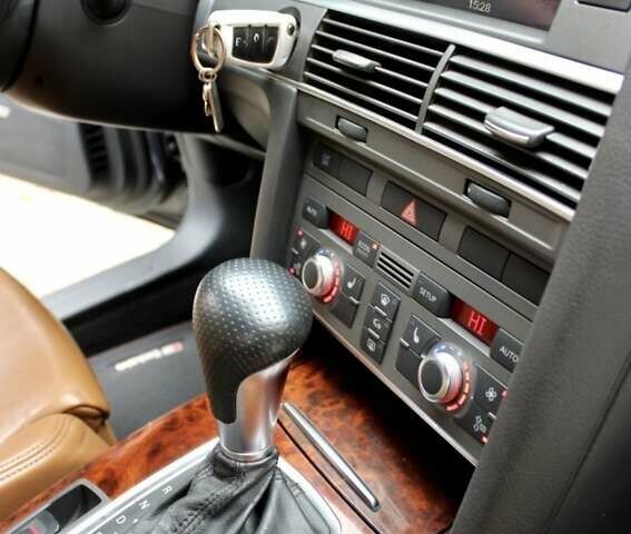 Сірий Ауді А6, об'ємом двигуна 2.98 л та пробігом 520 тис. км за 10600 $, фото 12 на Automoto.ua