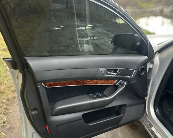 Сірий Ауді А6, об'ємом двигуна 3 л та пробігом 394 тис. км за 7500 $, фото 15 на Automoto.ua