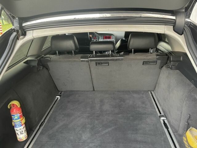 Сірий Ауді А6, об'ємом двигуна 2.7 л та пробігом 325 тис. км за 7499 $, фото 20 на Automoto.ua