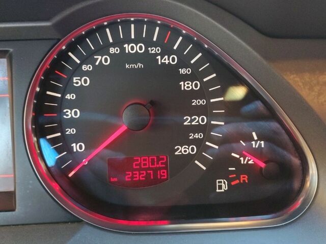 Серый Ауди А6, объемом двигателя 2.7 л и пробегом 232 тыс. км за 7300 $, фото 6 на Automoto.ua