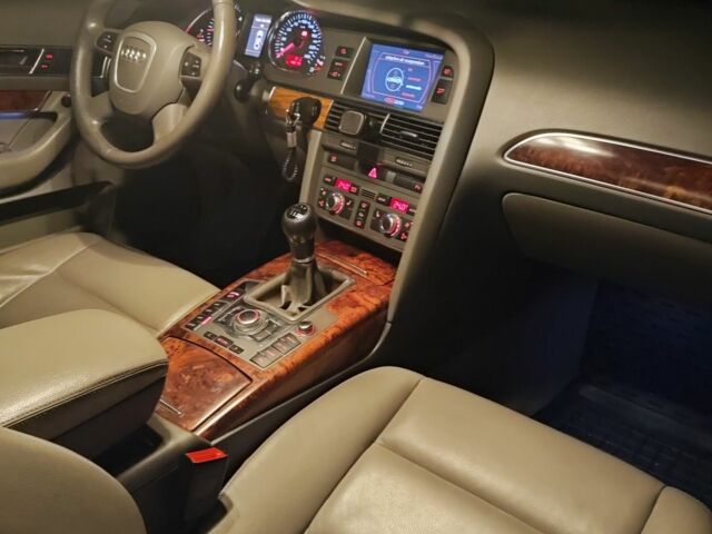 Серый Ауди А6, объемом двигателя 2.7 л и пробегом 255 тыс. км за 8500 $, фото 21 на Automoto.ua