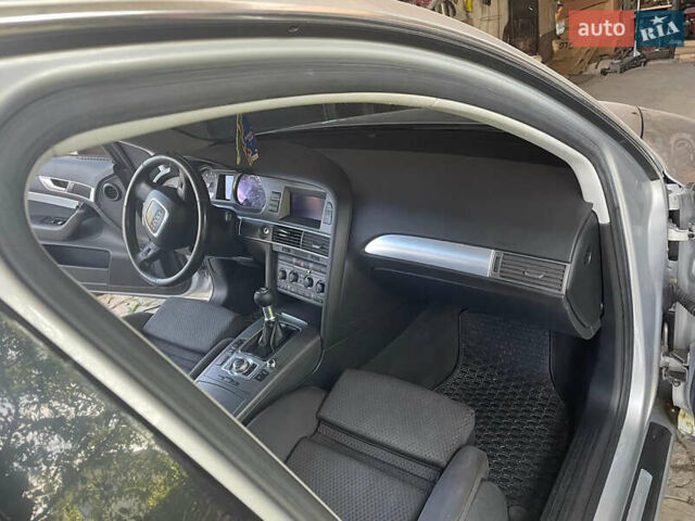 Сірий Ауді А6, об'ємом двигуна 2.39 л та пробігом 270 тис. км за 7500 $, фото 13 на Automoto.ua