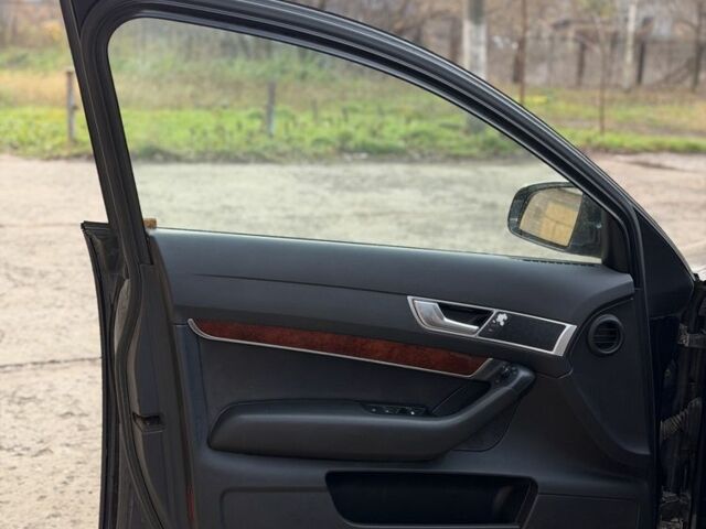 Серый Ауди А6, объемом двигателя 2 л и пробегом 280 тыс. км за 3550 $, фото 7 на Automoto.ua