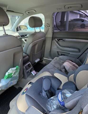 Ауди А6 2005 в Киеве на Automoto.ua Серый Ауди А6, объемом двигателя 2 л и пробегом 295 тыс. км за 6800 $, фото 3 на Automoto.ua
