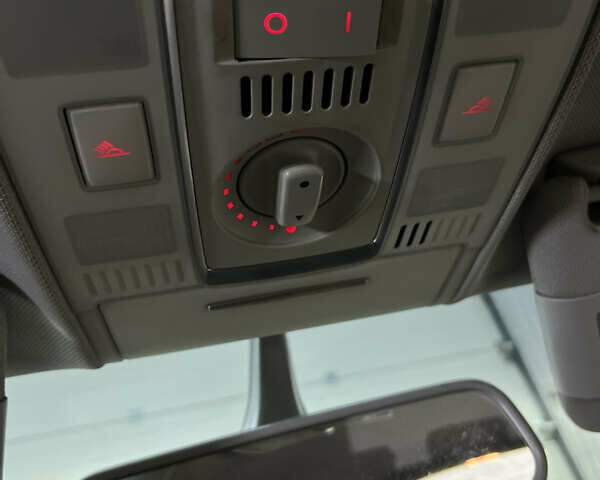 Серый Ауди А6, объемом двигателя 3 л и пробегом 330 тыс. км за 8200 $, фото 15 на Automoto.ua