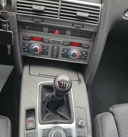 Сірий Ауді А6, об'ємом двигуна 2 л та пробігом 288 тис. км за 6200 $, фото 14 на Automoto.ua