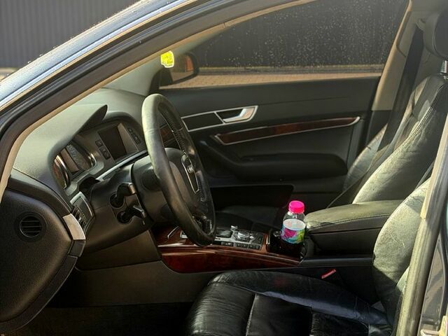Серый Ауди А6, объемом двигателя 3 л и пробегом 250 тыс. км за 7100 $, фото 5 на Automoto.ua