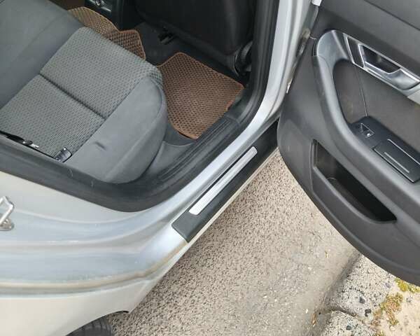 Сірий Ауді А6, об'ємом двигуна 2.4 л та пробігом 270 тис. км за 6000 $, фото 12 на Automoto.ua