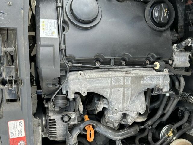 Сірий Ауді А6, об'ємом двигуна 2 л та пробігом 410 тис. км за 7000 $, фото 17 на Automoto.ua