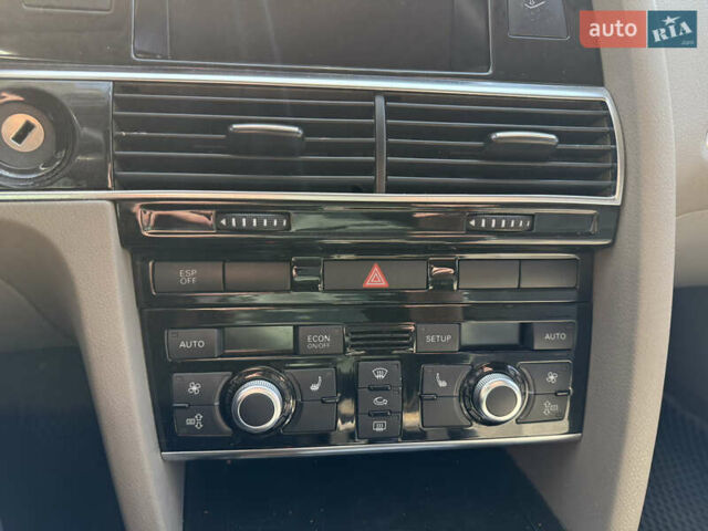 Серый Ауди А6, объемом двигателя 3.2 л и пробегом 262 тыс. км за 6200 $, фото 4 на Automoto.ua