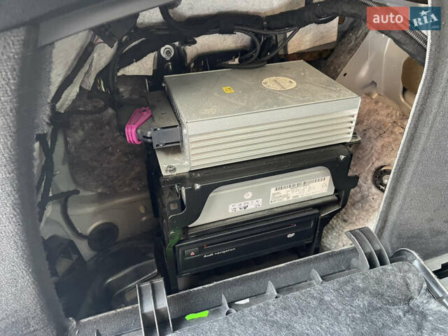 Сірий Ауді А6, об'ємом двигуна 2.7 л та пробігом 304 тис. км за 8200 $, фото 49 на Automoto.ua