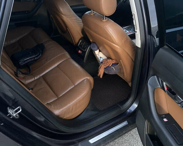 Серый Ауди А6, объемом двигателя 2.97 л и пробегом 360 тыс. км за 7400 $, фото 3 на Automoto.ua